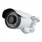 Stilfuldt auto zoom overvågningskamera med infrarød belysning.